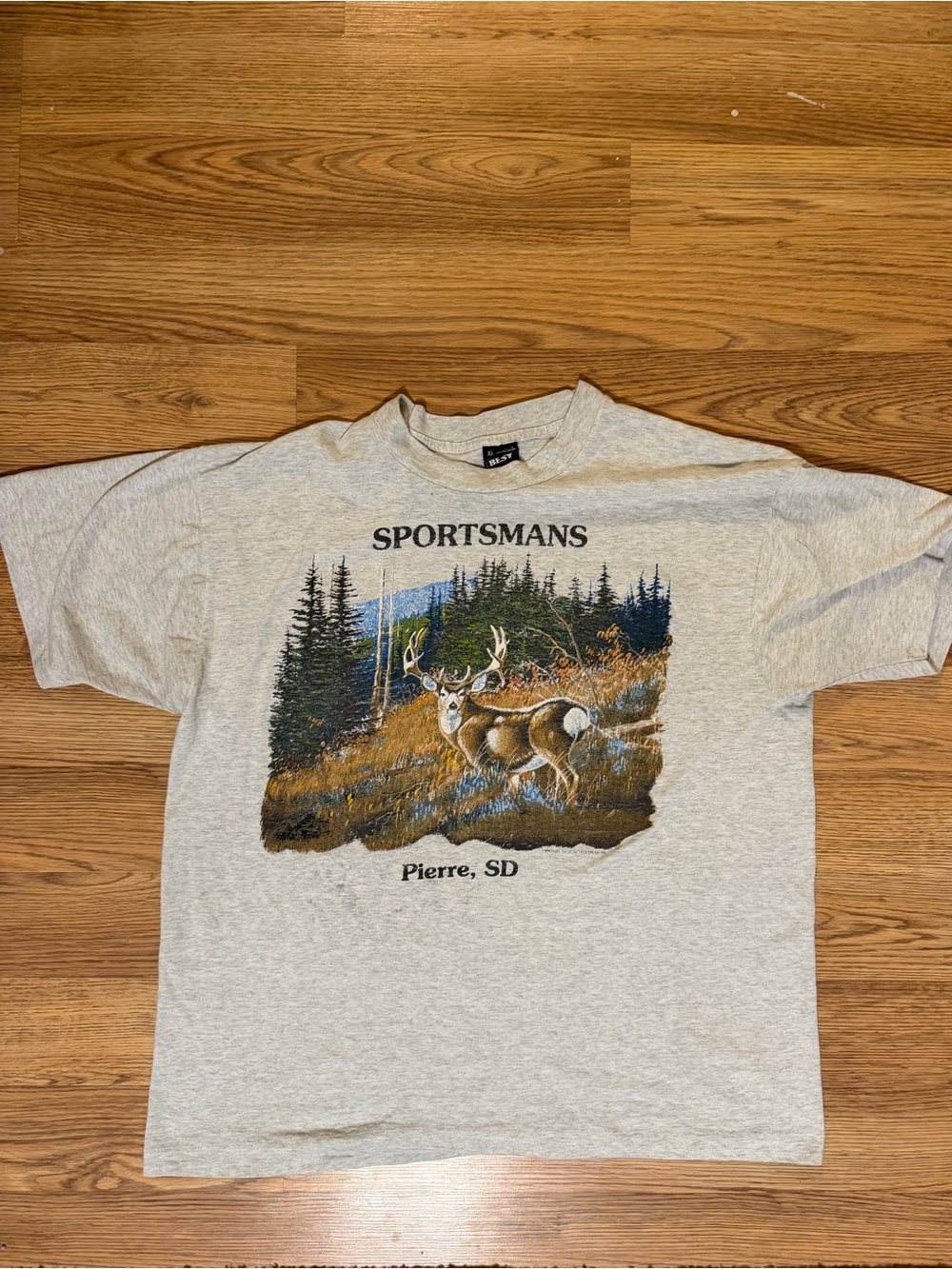 Vintage sportsman’s deer tshirt. Size XL men’s